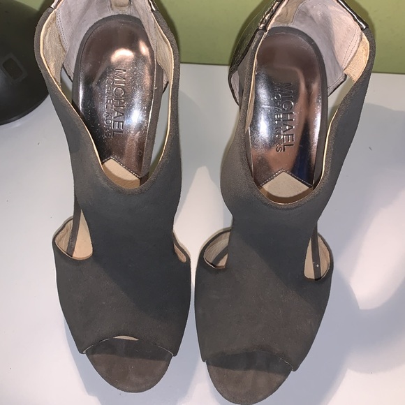 Michael Kors stiletto heels 8.5 - Picture 10 of 13